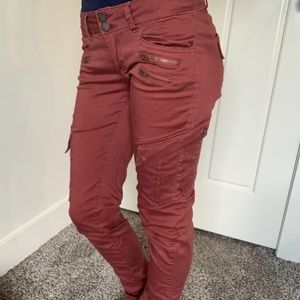Rewind burnt red pants